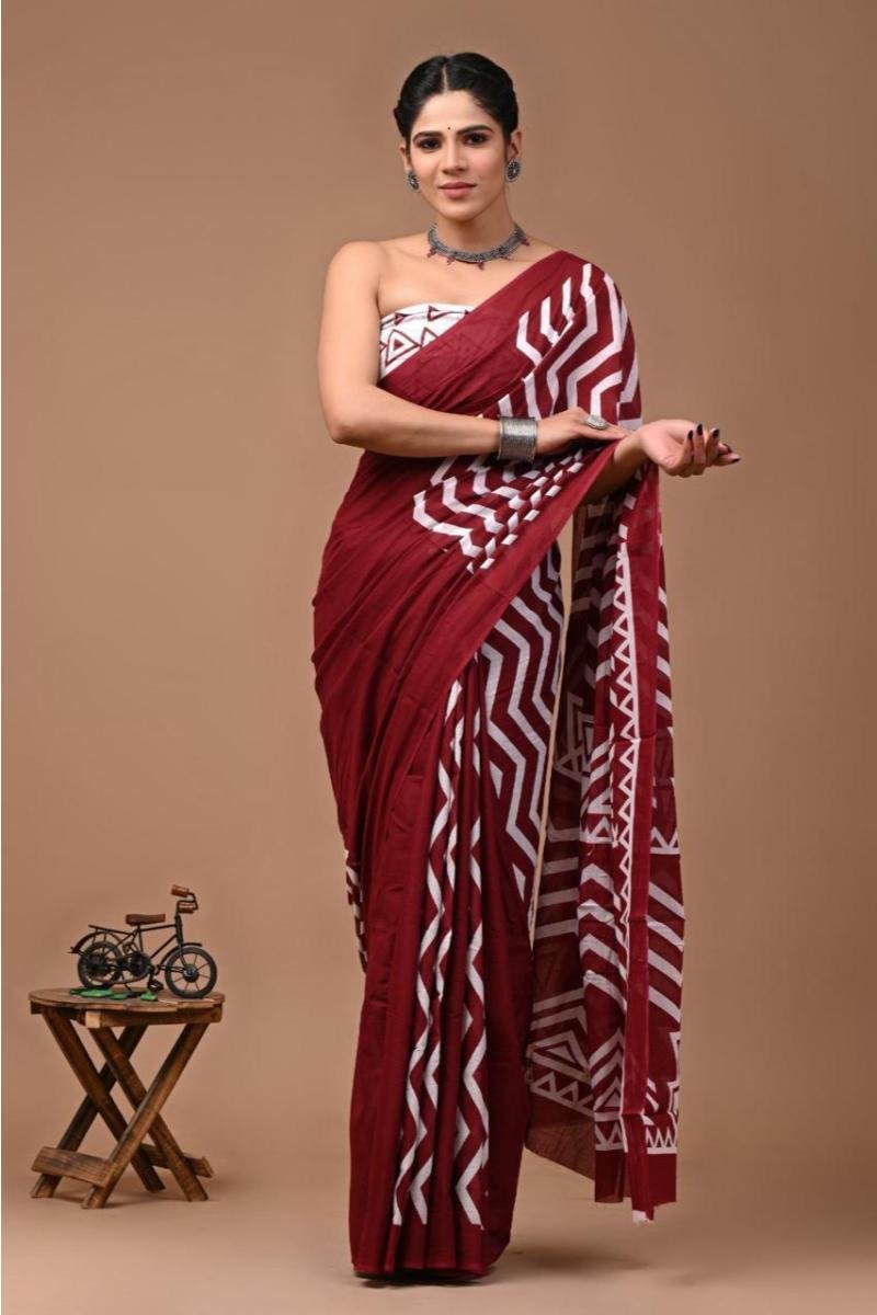 Maroon Elegant Mulmul Cotton Sarees with Stirped Sanganeri Print