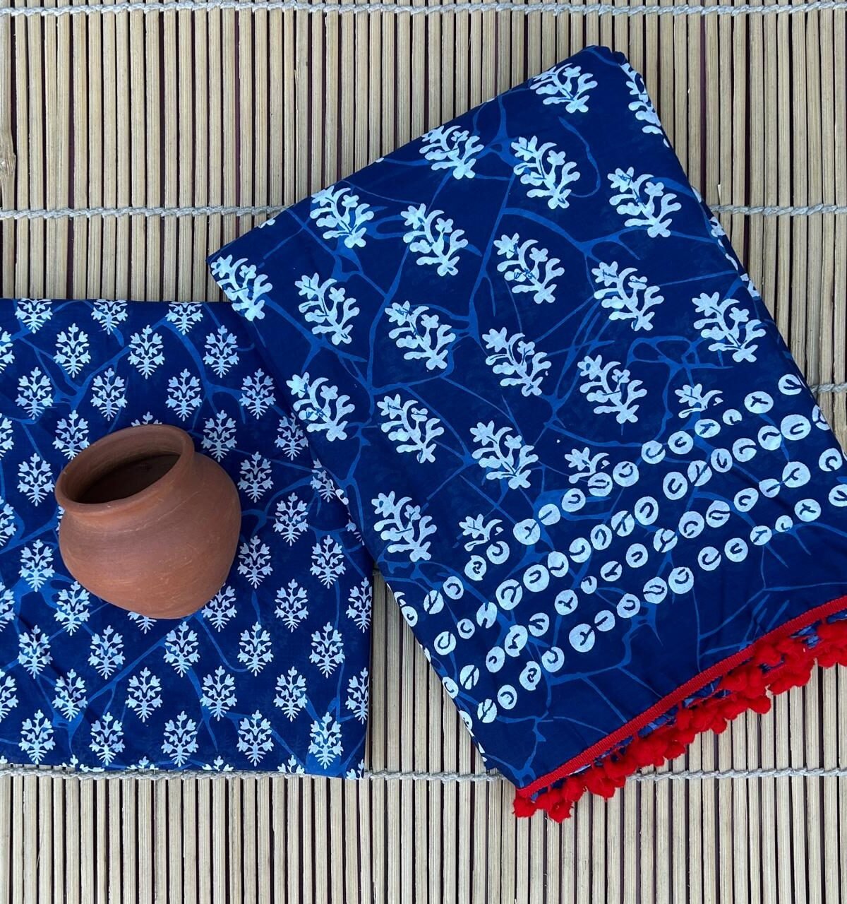 Navy Mulmul Cotton Saree With Pom Pom with Floral Prosin Print